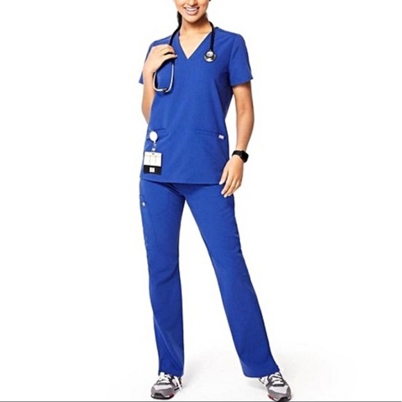 Figs Tops - Figs | Winning Blue SET Technical Collection